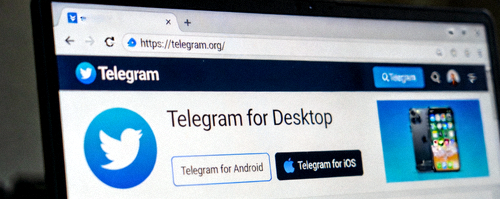 电脑浏览器访问Telegram官网并选择不同平台下载按钮的截图演示